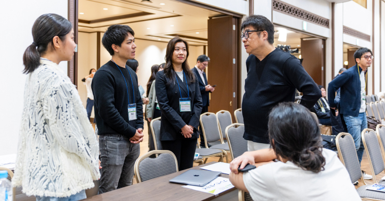 高橋氏ら参加者は、藤野氏からのアドバイスを経営に生かしている